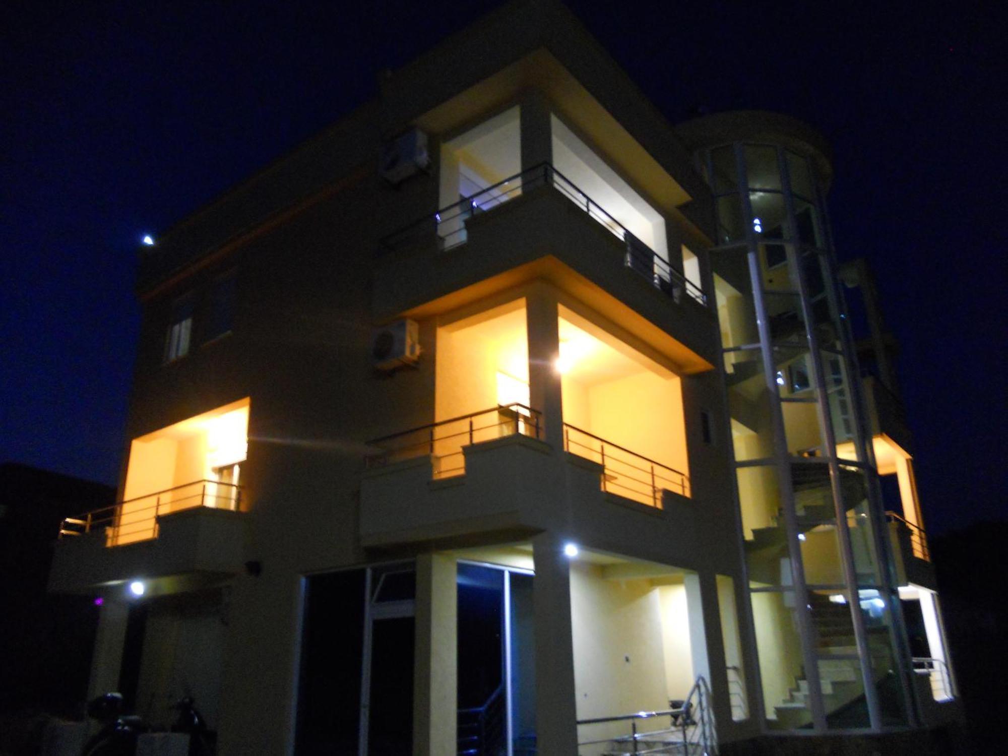 Kopernikus Apartments Ulcinj Exterior photo